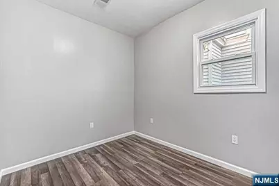 468-470 Park Avenue 2 #2, Paterson, NJ 07504 - Photo 5