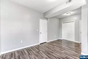 468-470 Park Ave 2, Paterson, NJ 07504 - Photo 3