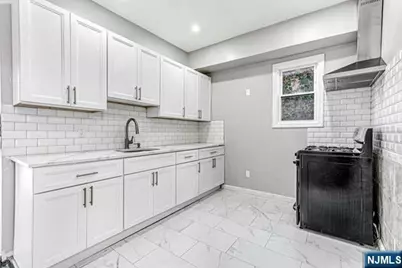 468-470 Park Avenue 2 #2, Paterson, NJ 07504 - Photo 7