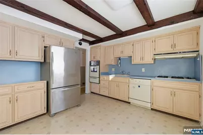 6 Brookside Avenue, Hackettstown, NJ 07840 - Photo 13