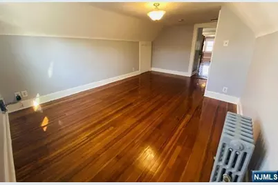 258 Franklin Street 3 #3, Bloomfield, NJ 07003 - Photo 3