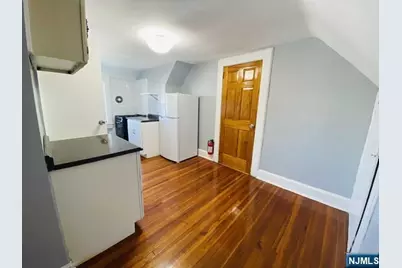 258 Franklin Street 3 #3, Bloomfield, NJ 07003 - Photo 5