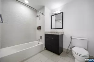 1100 Maxwell Ln 422, Hoboken, NJ 07030 - Photo 21