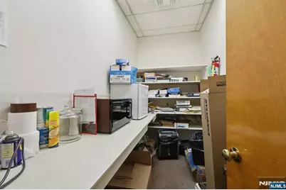 243 Rock Road, Glen Rock, NJ 07452 - Photo 23