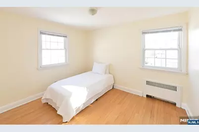 87 Grayson Place, Teaneck Township, NJ 07666 - Photo 13