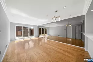 302 Hancock Ct 302, Edgewater, NJ 07020 - Photo 7