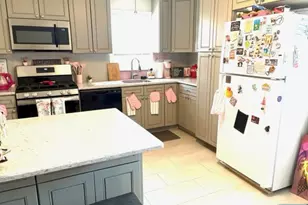 527 Anthony Ct 2, Lyndhurst Township, NJ 07071 - Photo 5