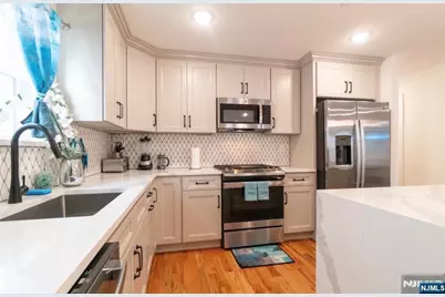 319 Renner Avenue, Newark, NJ 07112 - Photo 19