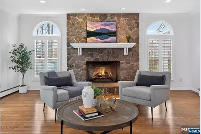 381 Lawrence Court, Wyckoff Township, NJ 07481 - Photo 7