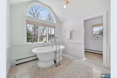 381 Lawrence Court, Wyckoff Township, NJ 07481 - Photo 27