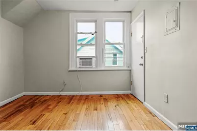 117 Parkview Terrace 3 #3, Newark, NJ 07112 - Photo 3