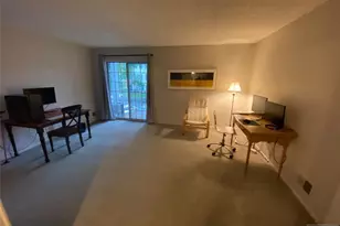 643 Plum Terrace, Mahwah, NJ 07430 - Photo 3