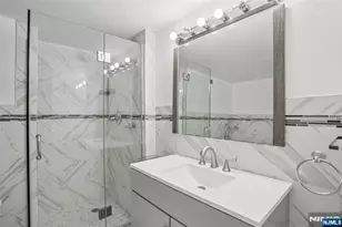 1077 River Road Th5, Edgewater, NJ 07020 - Photo 13