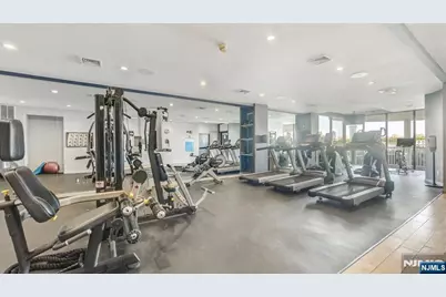 1077 River Road Th5 #TH5, Edgewater, NJ 07020 - Photo 17