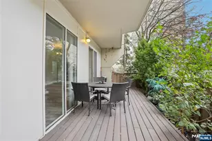 1077 River Road Th5, Edgewater, NJ 07020 - Photo 15