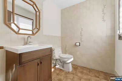 125 Hickory Avenue A #A, Tenafly, NJ 07670 - Photo 11