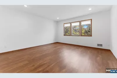 125 Hickory Avenue A #A, Tenafly, NJ 07670 - Photo 17