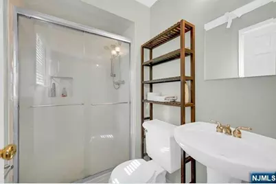 100 Lake Street, Upper Saddle River, NJ 07458 - Photo 21