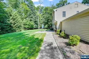 100 Lake St, Upper Saddle River, NJ 07458 - Photo 33