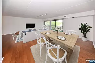 521 Piermont Ave 417A, River Vale Township, NJ 07675 - Photo 7