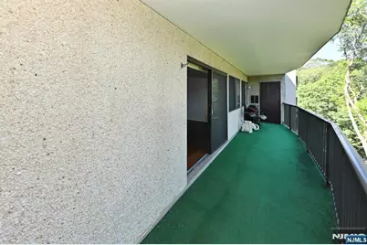 521 Piermont Avenue 417A #417A, River Vale Township, NJ 07675 - Photo 17