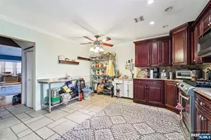 164 Farnham Ave, Lodi, NJ 07644 - Photo 7