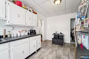 164 Farnham Ave, Lodi, NJ 07644 - Photo 15