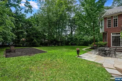 294 Oakwood Road, Englewood, NJ 07631 - Photo 45