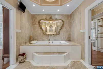 294 Oakwood Road, Englewood, NJ 07631 - Photo 35