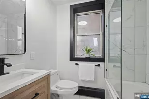 391 Central Ave 1, Jersey City, NJ 07307 - Photo 15