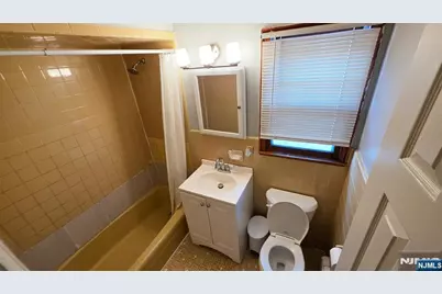 23 Hamilton Street, Harrison, NJ 07029 - Photo 7