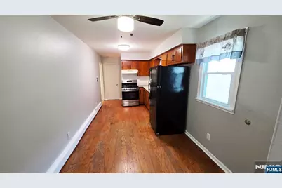 23 Hamilton Street, Harrison, NJ 07029 - Photo 5