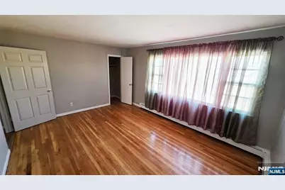 23 Hamilton Street, Harrison, NJ 07029 - Photo 3