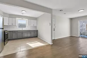 822 19th St, Newark, NJ 07108 - Photo 9