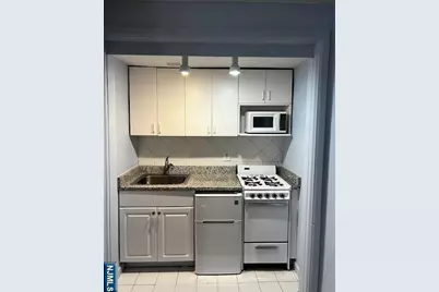 3021 Edwin Avenue 1J #1J, Fort Lee, NJ 07024 - Photo 3