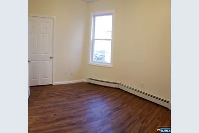 118 Fort Lee Road 2 #2, Teaneck Township, NJ 07666 - Photo 5