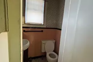 15 Albion St, Passaic, NJ 07055 - Photo 7