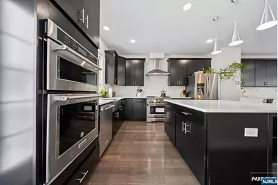 84 Truman Drive, Wood Ridge, NJ 07075 - Photo 9