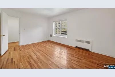 2430 8th Street 5B #5B, Fort Lee, NJ 07024 - Photo 11