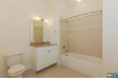 2 Main Street D404 #D404, Edgewater, NJ 07020 - Photo 7