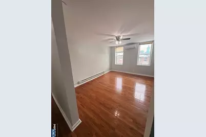 260 Undercliff Avenue 2 #2, Edgewater, NJ 07020 - Photo 3