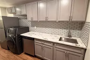 262 Undercliff Ave 1, Edgewater, NJ 07020 - Photo 9