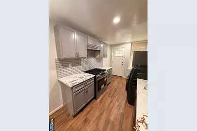 262 Undercliff Avenue 1 #1, Edgewater, NJ 07020 - Photo 7