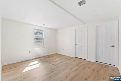 585 McChesney Street, Orange, NJ 07050 - Photo 13