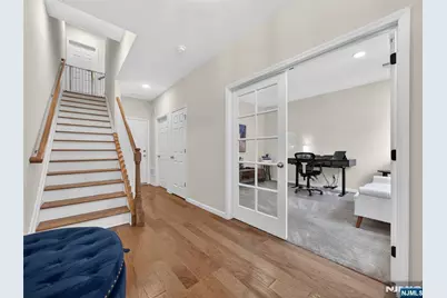 81 Landmark Lane, Fair Lawn, NJ 07410 - Photo 7