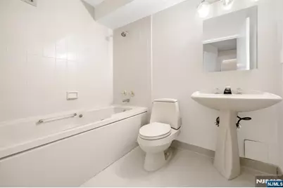 316 Prospect 8H #8H, Hackensack, NJ 07601 - Photo 11