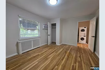 72 Lakeview Avenue B #B, Leonia, NJ 07605 - Photo 9