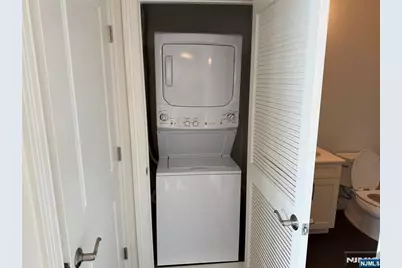 2001 Hudson Terrace 602 #602, Fort Lee, NJ 07024 - Photo 11