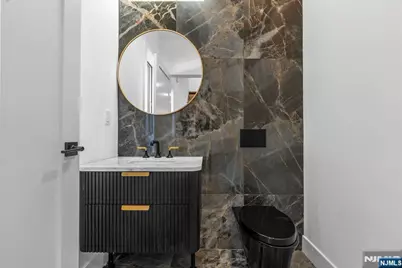 2189 Jones Road, Fort Lee, NJ 07024 - Photo 7