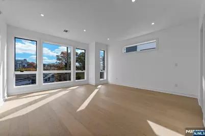 2189 Jones Road, Fort Lee, NJ 07024 - Photo 13